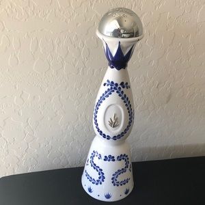 Clase Azul tequila reposado bottle